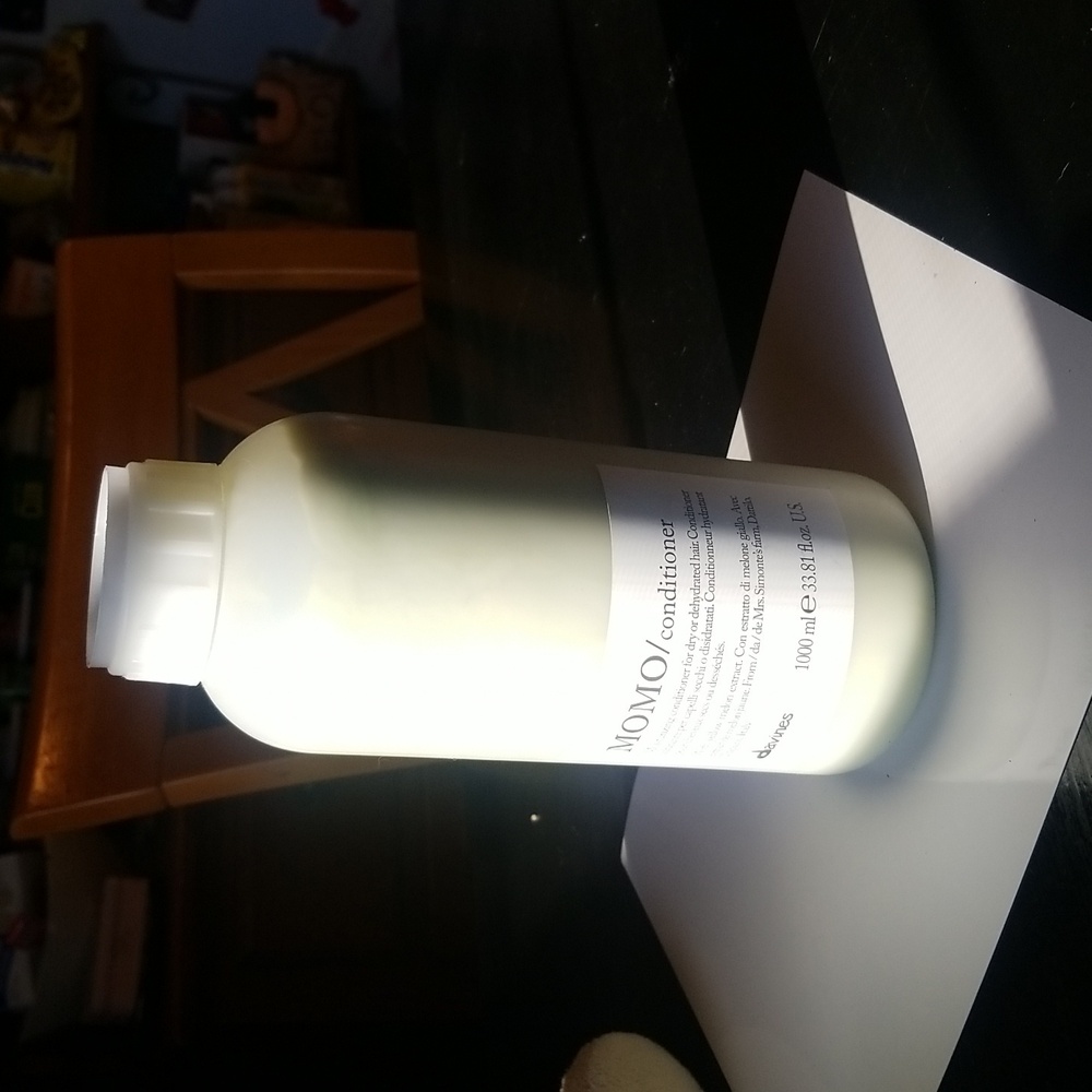 Davines MOMO Conditioner hair care